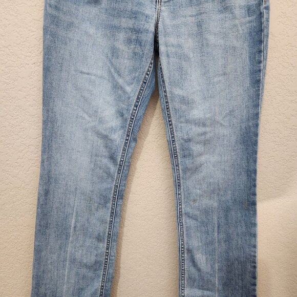 Old Navy Womens Mid-Rise Flare Jeans Light Wash Size 2 FLAWS - Picture 4 of 14
